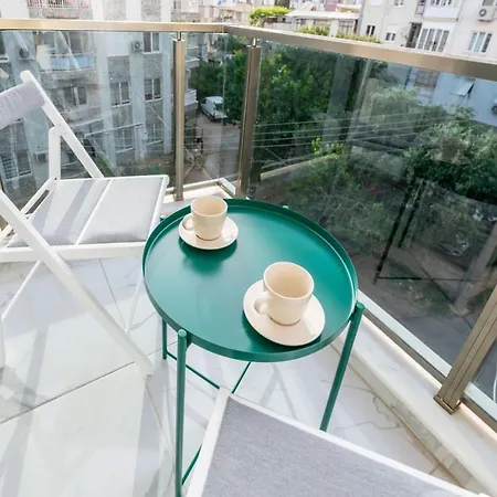 Apartamento Modern Flat Near In Muratpasa Antália