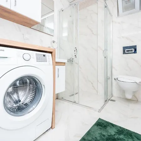 Modern Flat Near Beach In Muratpasa Апартаменты
