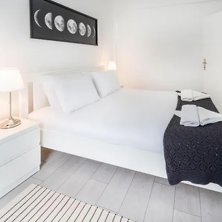 Modern Flat Near Beach In Muratpasa Апартаменты *