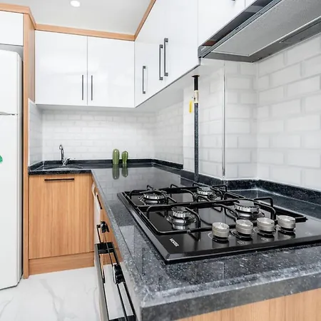 Modern Flat Near In Muratpasa Апартаменты *